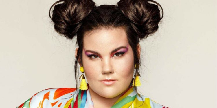 Netta Barzilai actúa en vivo en China