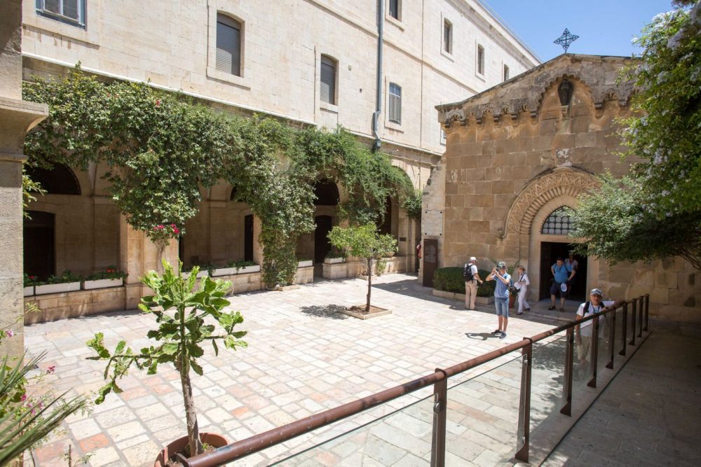 Dentro del Monasterio de la Flagelación. El edificio del museo es muy antiguo: una sección, que lleva el nombre de Casa de Herodes (donde viven actualmente tres monjas), tiene 2.000 años de antigüedad. (Emil Salman)