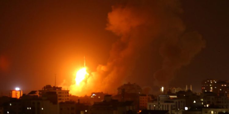 Funcionarios de la ONU visitan Gaza en busca de tregua de largo plazo
