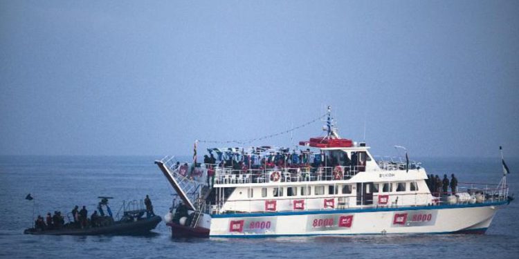Activistas suecos de la flotilla de Gaza son deportados de Israel