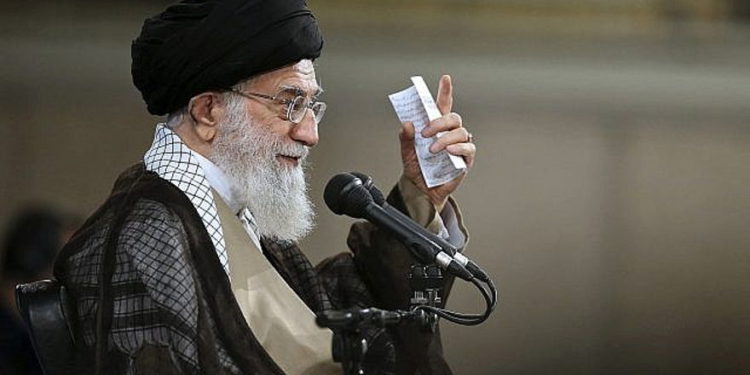 Irán: Khamenei dice que no hay guerra con EE.UU, pero tampoco hay negociaciones