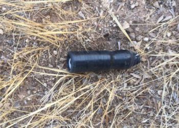 Soldados atrapan a 3 palestinos con bombas de tubos en el norte de Samaria