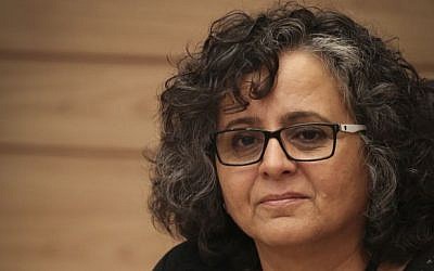 Lista conjunta árabe MK Aida Touma-Sliman en la Knéset, 3 de junio de 2015. (Hadas Parush / Flash90)