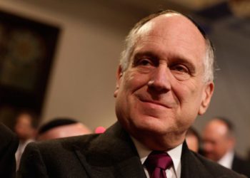 Lauder ayudó a Netanyahu a ser primer ministro pero ahora se está oponiendo públicamente a él