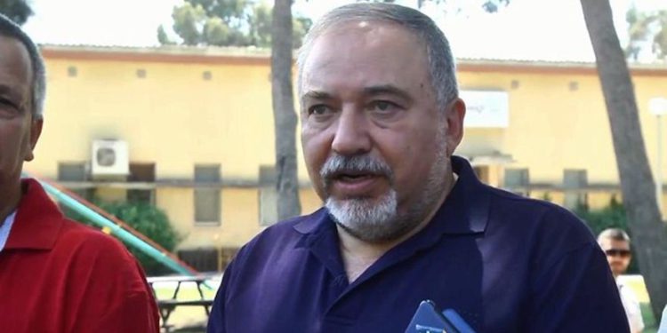 Lieberman: No creo en un acuerdo con Hamas