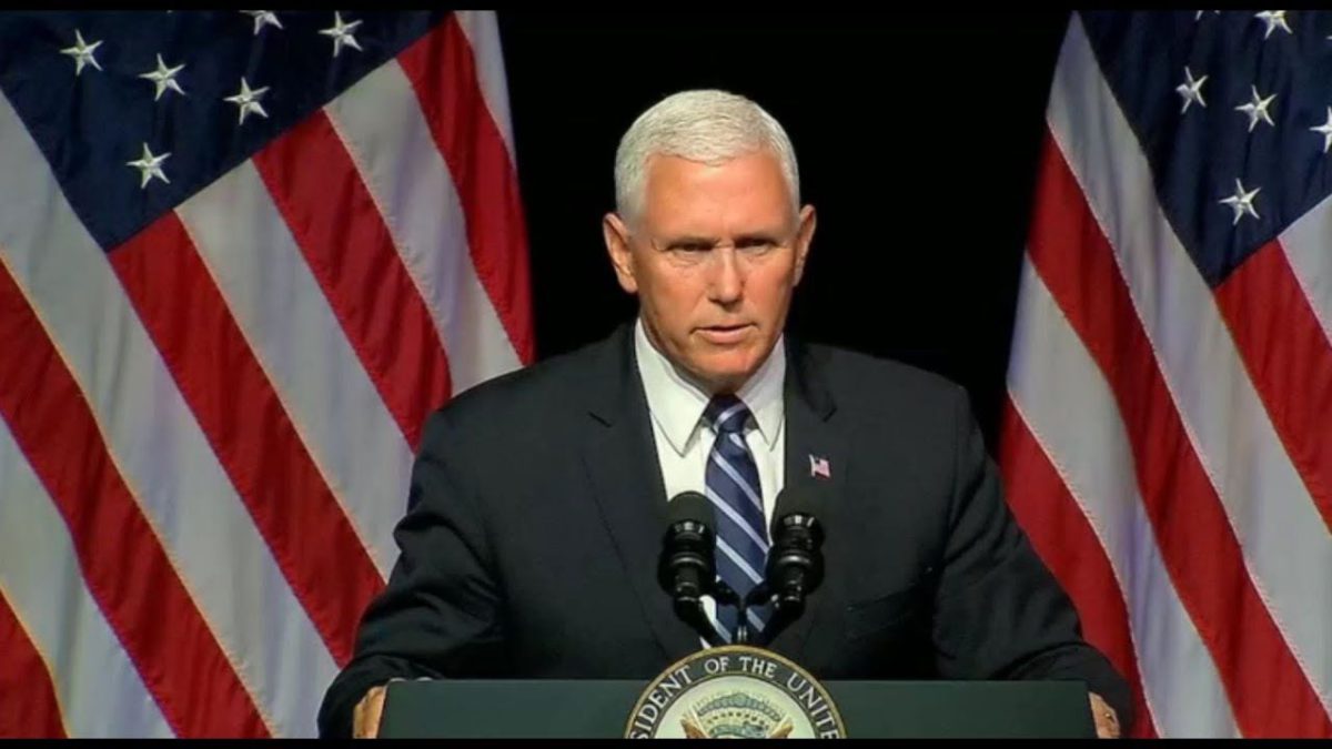 Pence anuncia creación de la Fuerza Espacial Militar de Estados Unidos