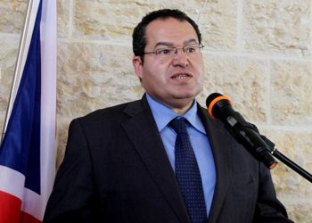 Asesor de Abbas: Trump debe convertir a Jerusalem en la capital del “Estado de Palestina”