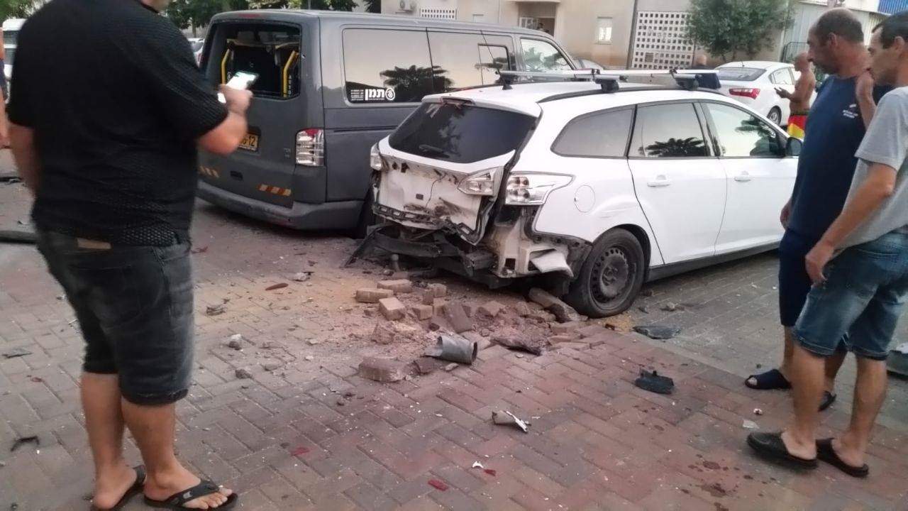 Dos cohetes desde Gaza caen en el sur de Israel, un civil herido