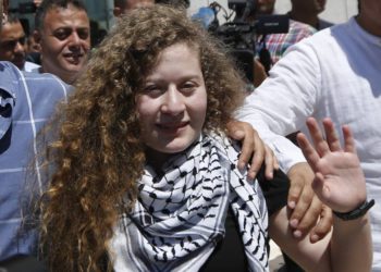 Violenta árabe Ahed Tamimi agradece al líder del grupo terrorista Hezbolá