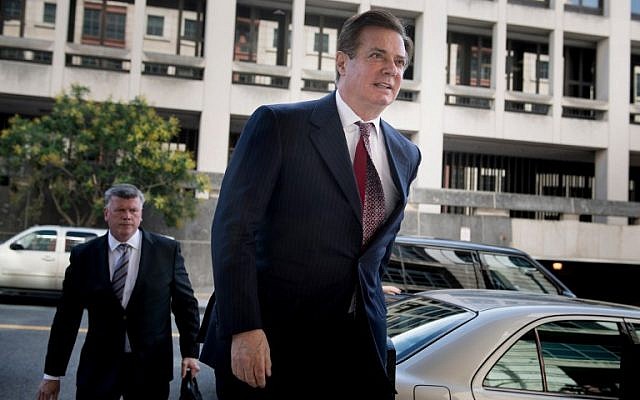 Paul Manafort llega a una audiencia en el Tribunal de Distrito de los Estados Unidos en Washington, DC, el 15 de junio de 2018. (AFP Photo / Brendan Smialowski)