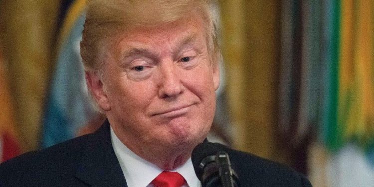 El presidente de EE. UU., Donald Trump, se dirige a la recepción de la Medalla de Honor de la Sociedad del Congreso en la Casa Blanca en Washington, DC, el 12 de septiembre de 2018. (AFP PHOTO / NICHOLAS KAMM)