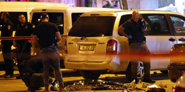 Policía derriba a terrorista palestino que intentó un ataque de apuñalamiento en Jerusalem