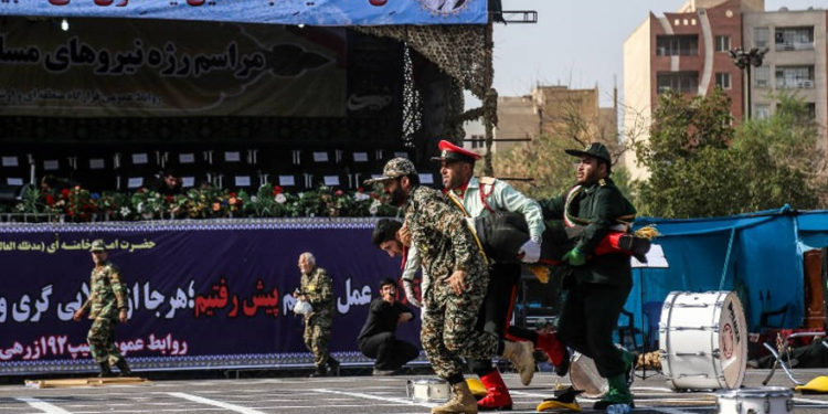 El consenso crece en Irán: separatistas árabes detrás del ataque al desfile militar