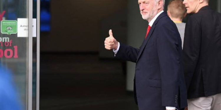 Corbyn del Reino Unido sugiere que se mantendrá neutral si hay un nuevo voto sobre el Brexit
