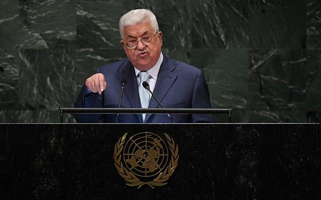 El presidente de la Autoridad Palestina, Mahmoud Abbas, se dirige a la 73ª sesión de la Asamblea General en las Naciones Unidas en Nueva York el 27 de septiembre de 2018. (TIMOTHY A. CLARY / AFP)