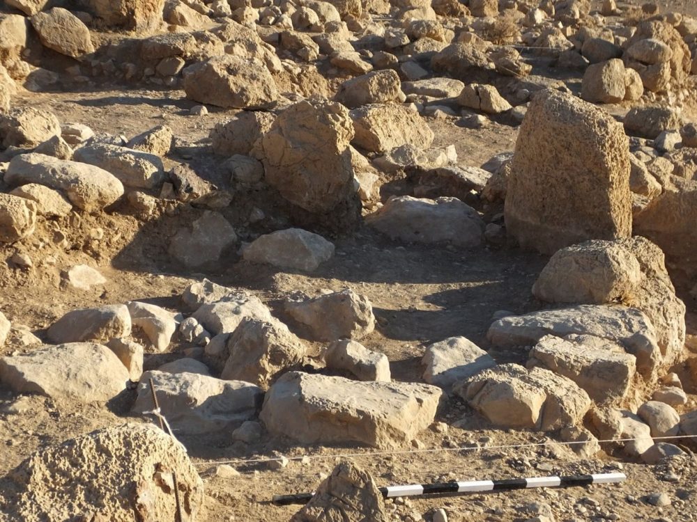 Una pequeña estructura excavada en Khirbet el-Mastarah con paredes hechas de piedras de pie: tal vez acorralaba a los animales domésticos de los antiguos israelitas El Proyecto de Excavación del Valle del Jordán