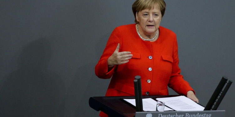 Merkel: “No hay excusa” para la violencia de extrema derecha