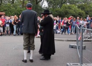 Judío retratado como un avaro en festival de ciudad checa