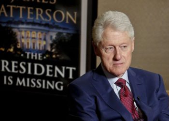 Nuevo documental con Bill Clinton examina el antisemitismo en EE. UU. y Europa