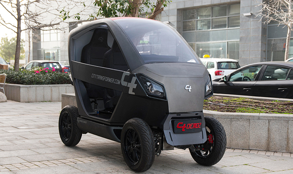 Empresarios israelíes desarrollan un auto plegable