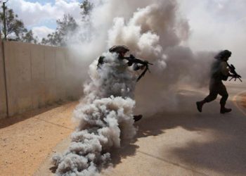 Con cicatrices de guerras anteriores, las fuerzas terrestres del ejército israelí luchan para mantenerse