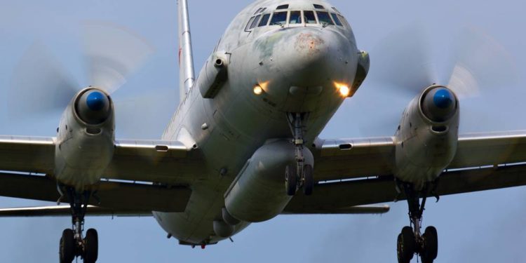 Culpando a Assad por derribar el avión ruso, Israel dice que no detendrá los ataques en Siria