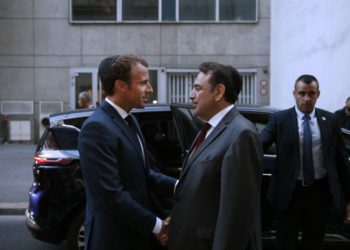 Macron asiste a evento de Rosh Hashaná en la sinagoga de París