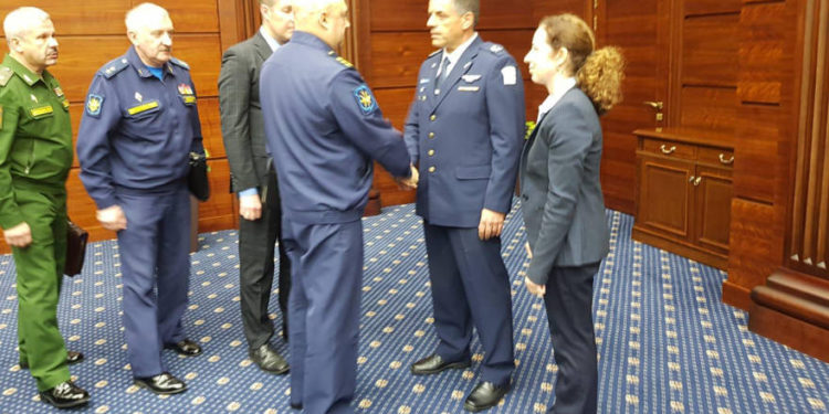 Jefe de la Fuerza Aérea israelí informa a Moscú sobre el derribo del avión ruso