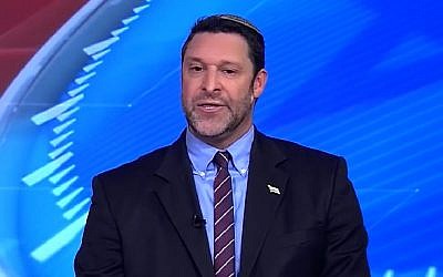 Ari Fuld, quien fue asesinado por un terrorista palestino en un ataque de apuñalamiento en el cruce de Gush Etzion el 16 de septiembre de 2018 (Captura de pantalla: YouTube)