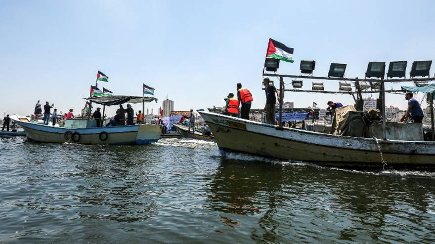 Liberman ordena restricciones en la zona de pesca de Gaza