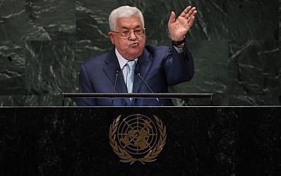 El presidente de la Autoridad Palestina, Mahmoud Abbas, se dirige a la 73ª sesión de la Asamblea General en las Naciones Unidas en Nueva York el 27 de septiembre de 2018. (TIMOTHY A. CLARY / AFP)