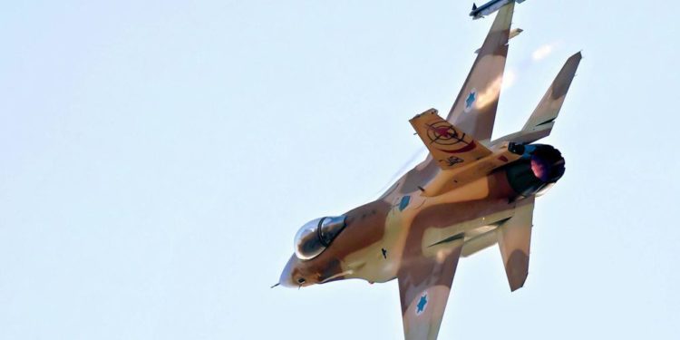 Fuerza Aérea de Israel está atacando a Hamas en Gaza