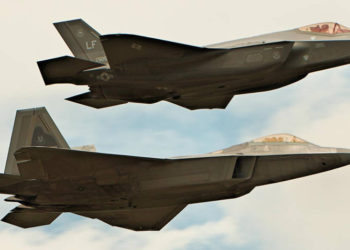 Los cazas furtivos F-22 y F-35 sufren de un gran problema