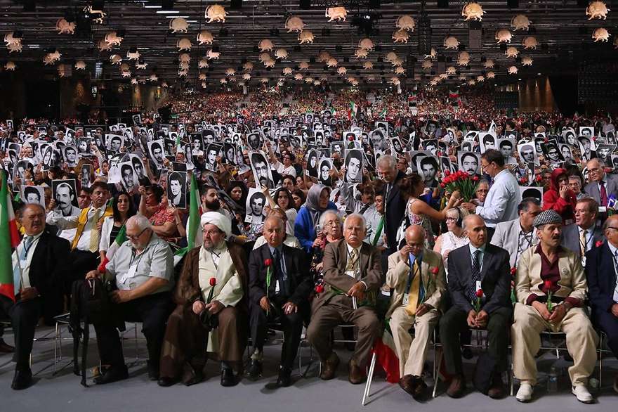 El rally NCRI en Francia (Foto: AFP)