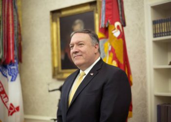 Pompeo dice que Siria no recibirá un dólar en ayuda para la reconstrucción si se mantienen las fuerzas de Irán - Estados Unidos