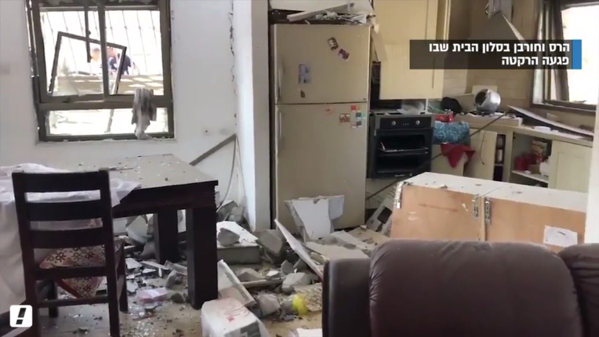 Madre logró sacar a sus hijos de la casa en Beer Sheva segundos antes que el cohete impactara