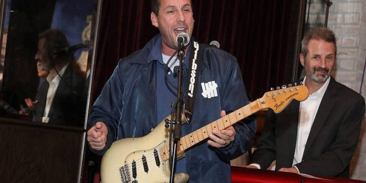 Canción de Adam Sandler “Bar Mitzvah Boy” marca el gran final de su nuevo especial de Netflix