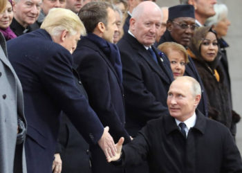 Putin y Trump tienen una “buena” charla sobre la situación mundial durante almuerzo en París