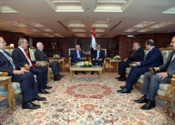 Egipto presiona para que Abbas acepte la “reconciliación gradual” con Hamas