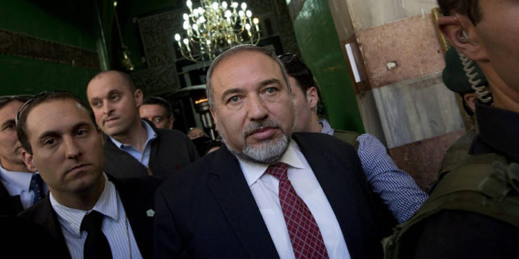 Liberman anuncia planes para la construcción un nuevo edificio de apartamentos en Hebrón
