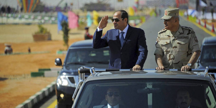 Egipto ofrece apoyo militar si los Estados del Golfo “se ven amenazados”