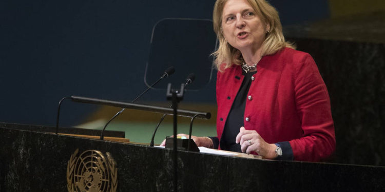 Ministra de Austria se compromete a defender a Israel en la Unión Europea y foros internacionales