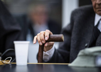 Antiguo guardia de campo de concentración irá a juicio en Alemania a los 94 años