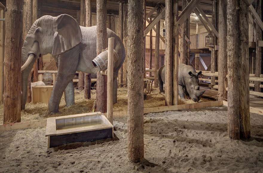 Figuras de animales de tamaño natural dentro del Arca de Noé en Dorderecht en 2013. (Cortesía de De Ark van Noach)