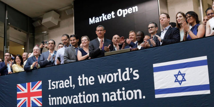 Ejecutivos del Reino Unido de Mastercard visitan Israel para explorar asociaciones comerciales