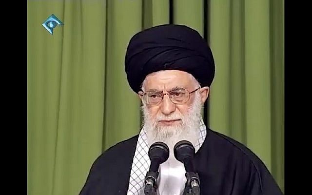 El ayatolá Ali Khamenei se dirige a un grupo de mujeres en Teherán el 1 de septiembre de 2018. (Captura de pantalla: Khamenei.ir)