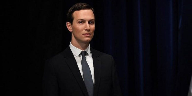 Jared Kushner rinde homenaje a las víctimas del atentado al centro judío AMIA en Buenos Aires