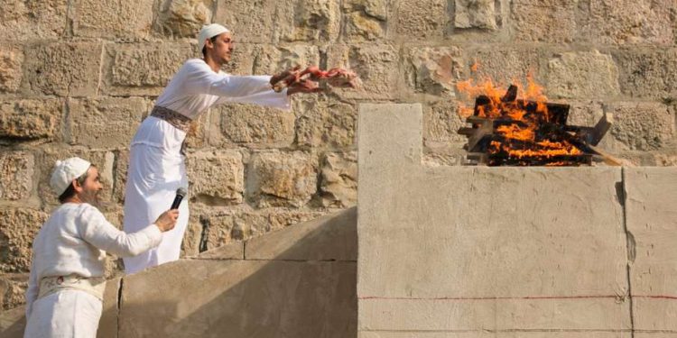 Activistas del Monte del Templo celebran nuevo altar para “practicar el sacrificio de animales”