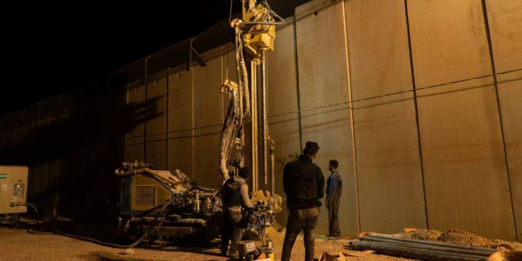 Ex ministro de defensa de Israel admite que funcionarios “mintieron” sobre los túneles de Hezbolá durante años
