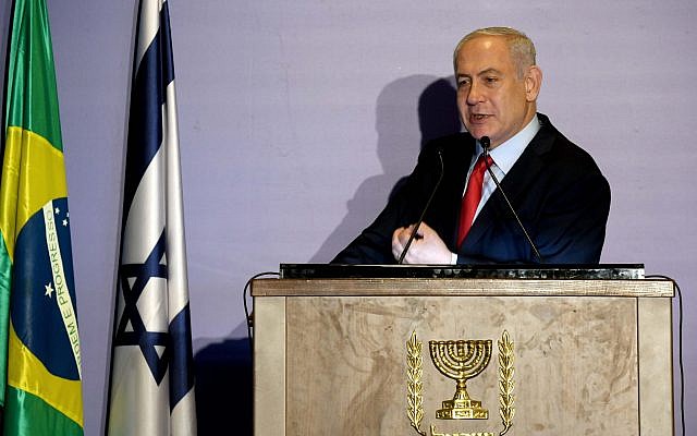 El primer ministro Benjamin Netanyahu se dirige a una reunión de cristianos evangélicos en Río de Janeiro el 30 de diciembre de 2018. (Avi Ohayon / GPO)